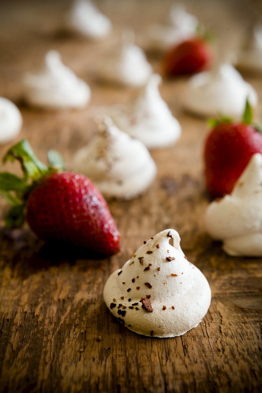 Strawberry Rhubarb Meringue Cookies Cupcake Project