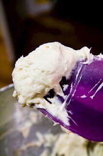 vanilla bean frosting | cupcake project