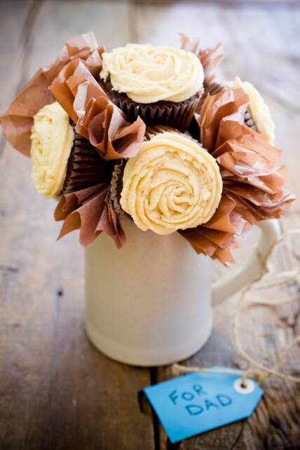 Father's Day Cupcake Bouquet