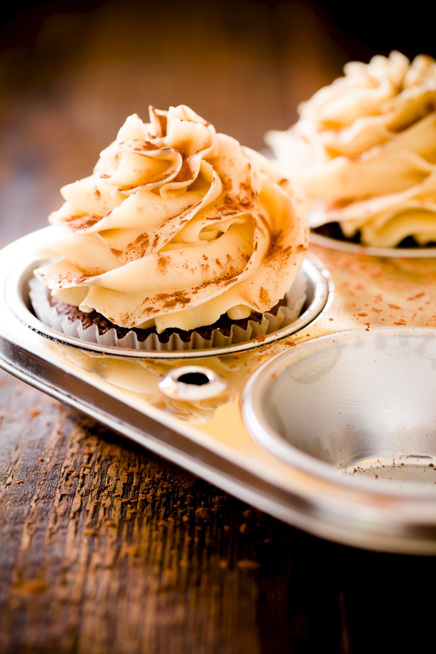 Fluffy and Irresistible Tiramisu Frosting Cupcake Project