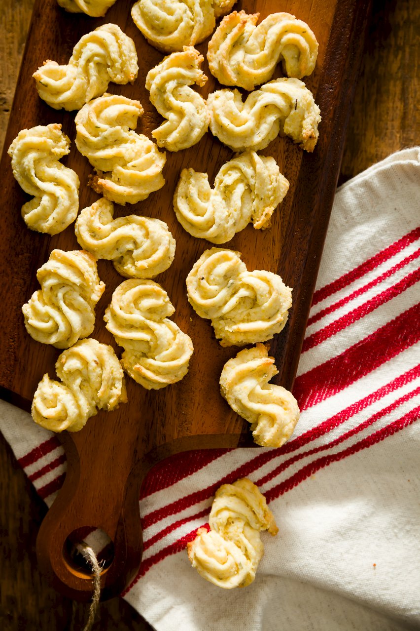 Italian Polenta Cookies with Goat Cheese and Rosemary Cupcake Project