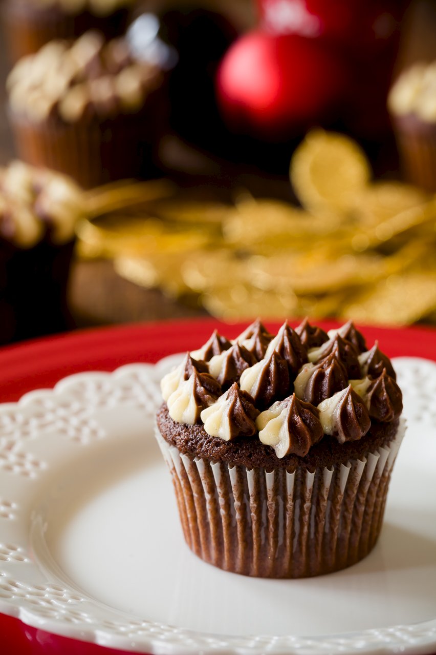 Chocolate Eggnog Christmas Cupcakes Cupcake Project
