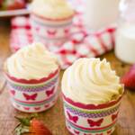 Strawberry Rhubarb Cupcakes