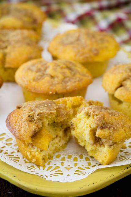 Streusel-Topped Peach-Stuffed Corn Muffins | Cupcake Project